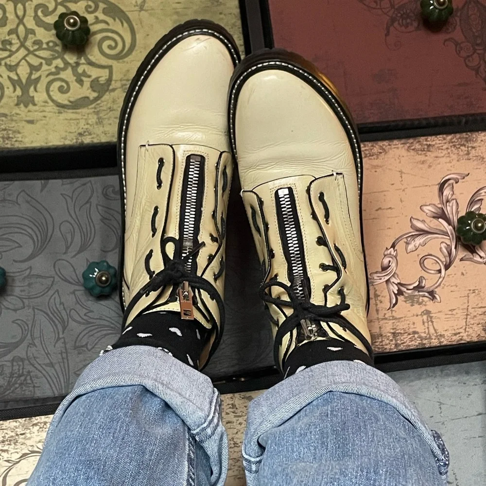 Rag & Bone Cannon Crinkle Ankle Boots - Picture 10 of 10